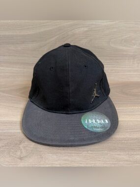 Nike Air Jordan Jumpman Hat 23 Fitted Youth Size 8/20 Black Gray